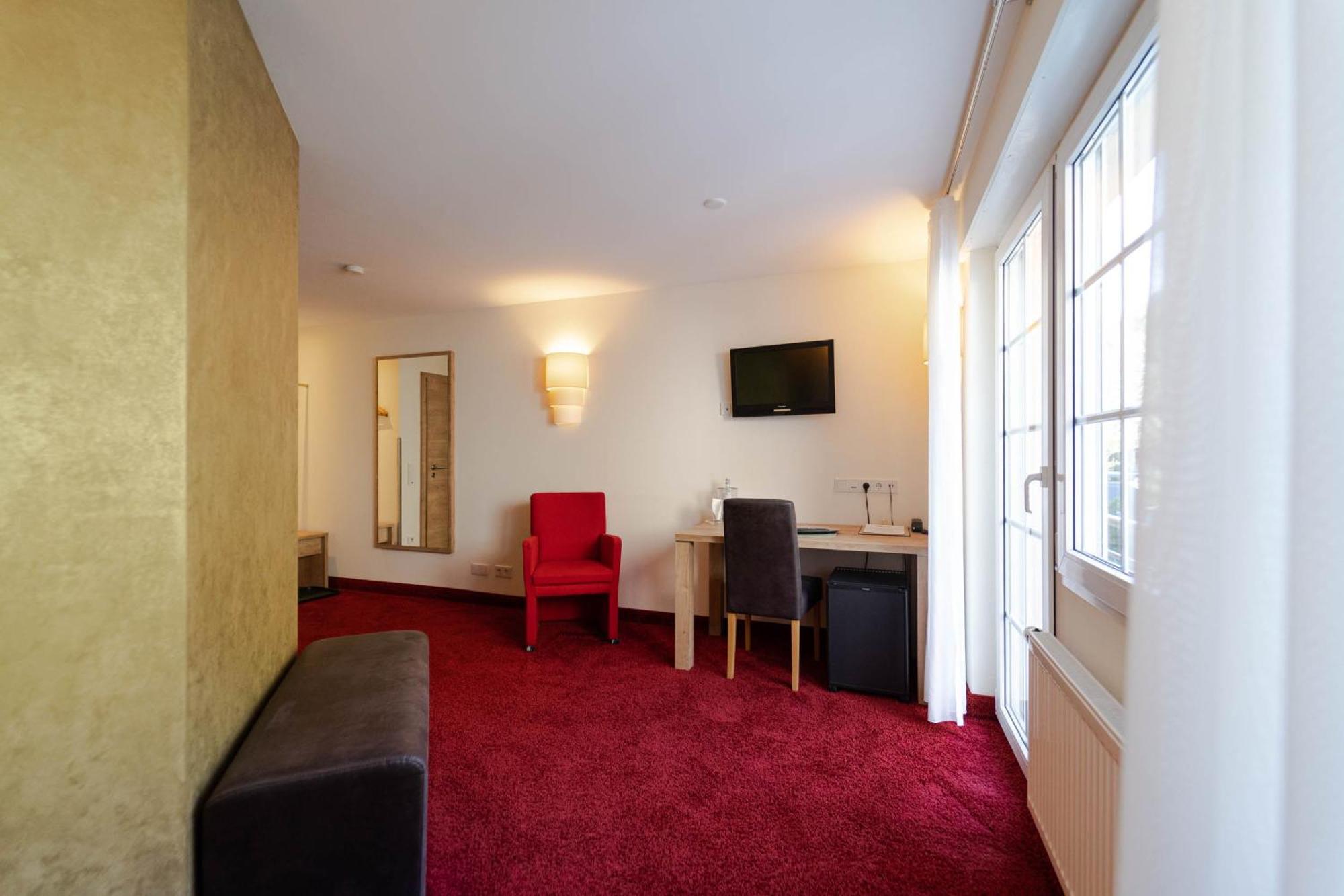 Hotel Zur Traube Ürzig Camera foto