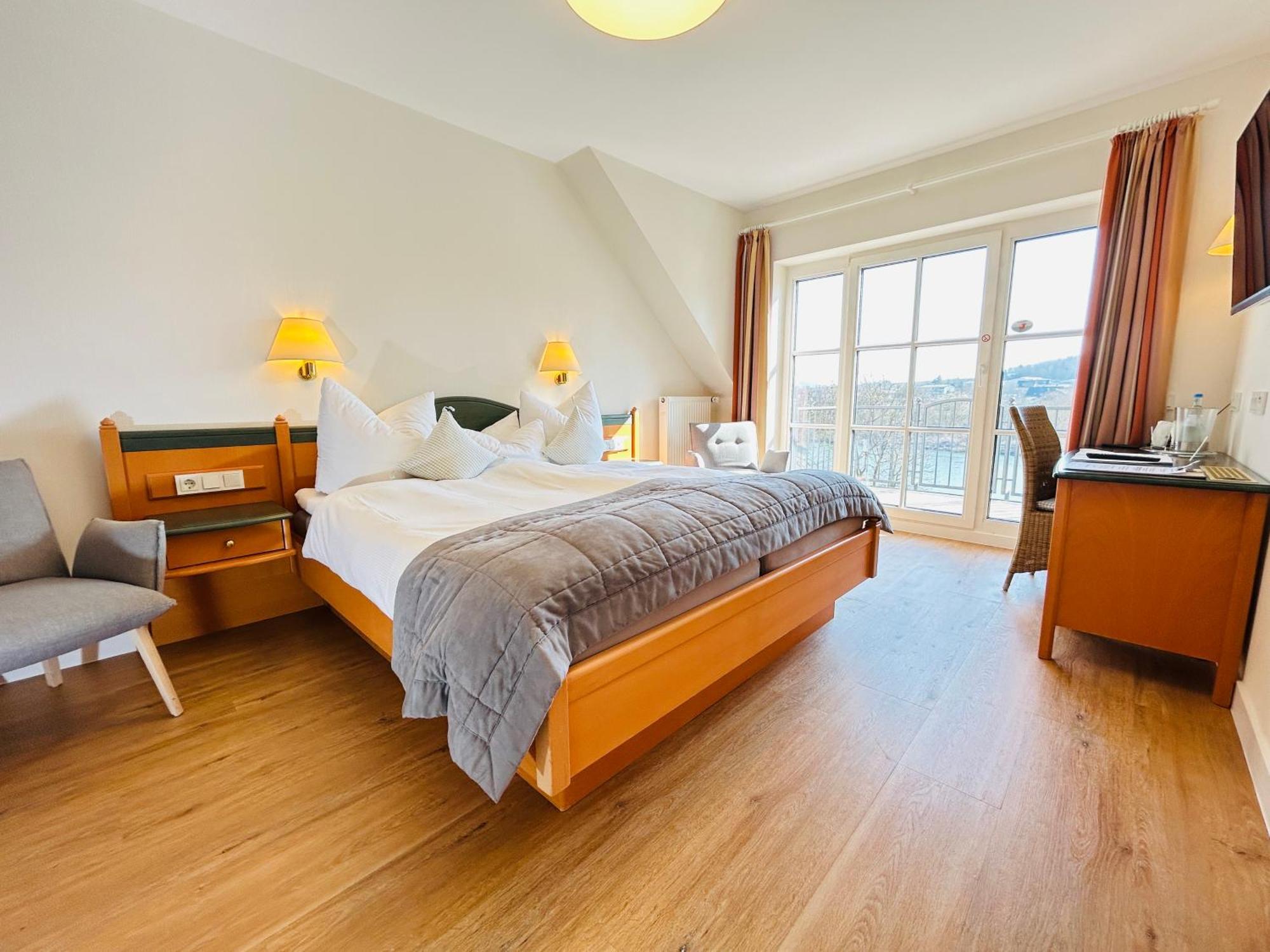 Hotel Zur Traube Ürzig Camera foto